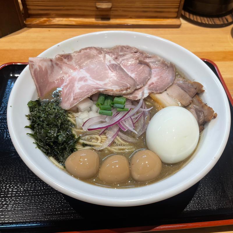 濃厚煮干しそば➕味玉➕チャーシュー(煮干らぁめん 樹鈴 KIRIN)