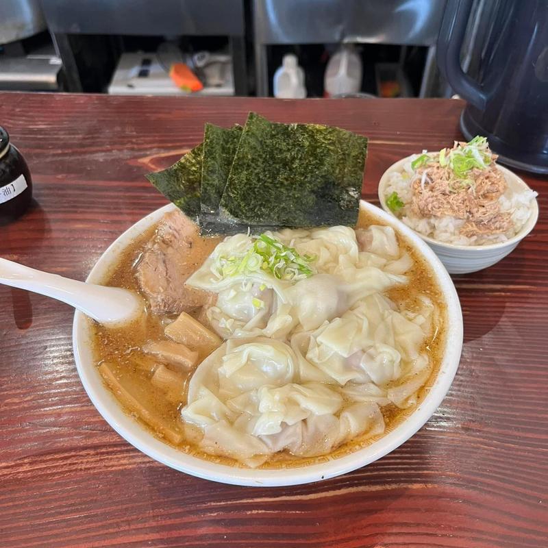 らぁ麺 大盛り ワンタン増し(麺屋 ゆゆ多)