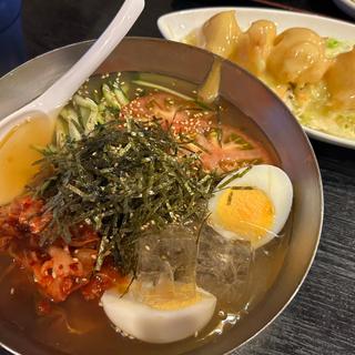 夏季限定韓国冷麺とエビマヨ