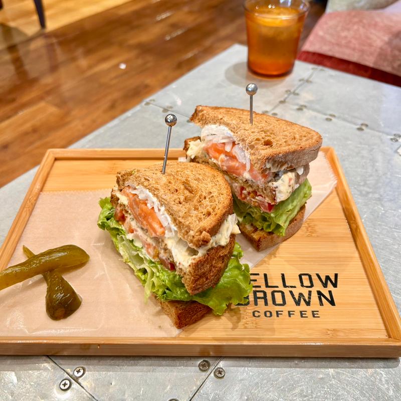 スモークサーモンのベジタブルサンド ランチ(MELLOW BROWN COFFEE さいたま新都心店)