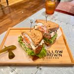 スモークサーモンのベジタブルサンド ランチ
