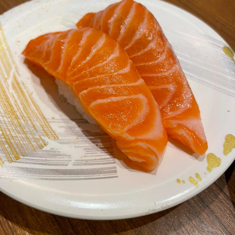生サーモン（シルキーダイヤサーモン）(回転さかなや鮨　魚忠 今池店 （うおちゅう）)