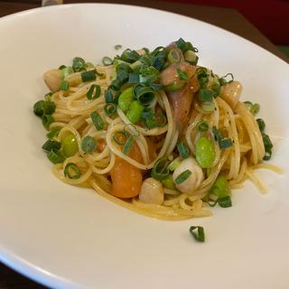 日替りパスタランチ(スモークサーモンと小柱の冷製パスタ)(Pocket Garden)