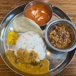 キーマ＆バターチキン(BLOCK HOUSE 水曜カレー)