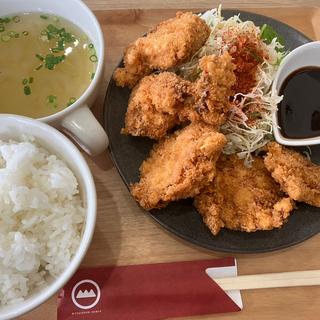 チキンカツ定食(みつせ鶏本舗 鳥栖プレミアム・アウトレット店 )