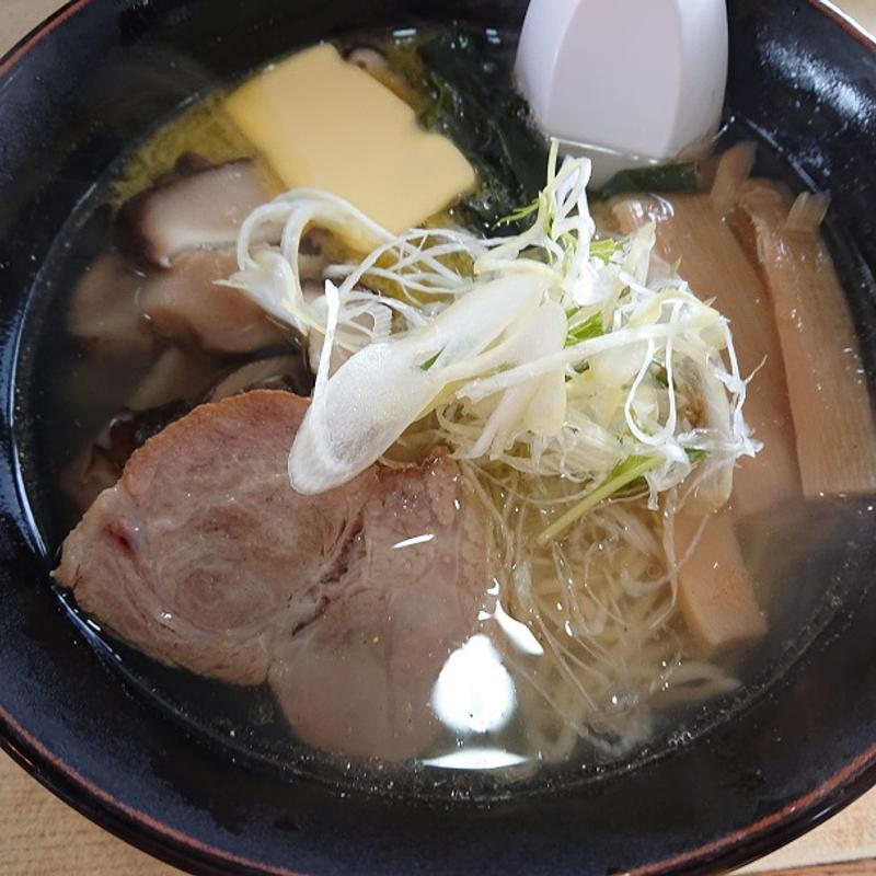 塩ラーメン＋しいたけ＋バター(ひまわりラーメン )