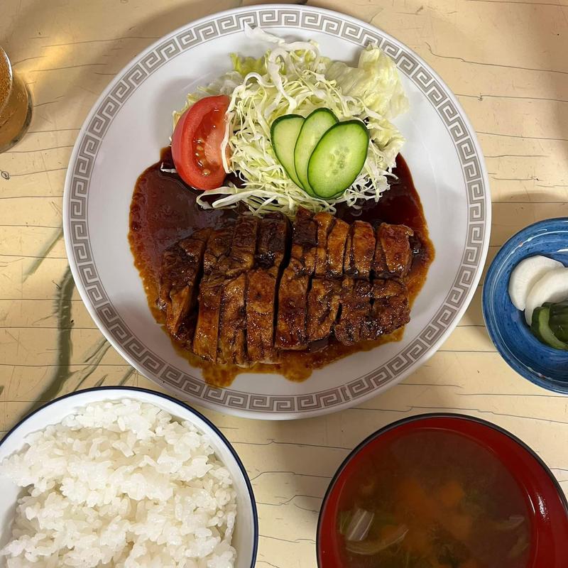 トンテキライス(大衆食堂とみ)