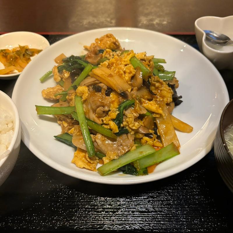 玉子木耳豚肉の炒め(回味 （ホイウェイ）)