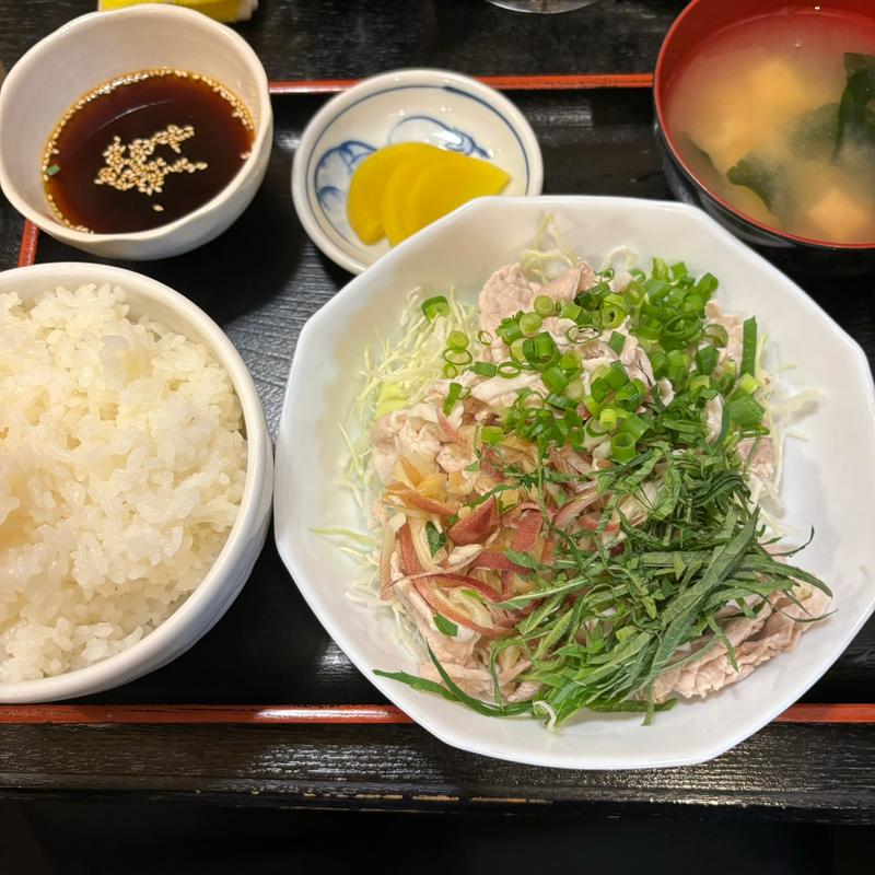 豚冷しゃぶて(もみじ)