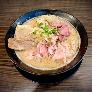 牛ポタ肉そば 大盛(肉麺 ひだまり庵)