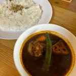 黒のべっぴんカシミールカリー(カリー＆ワヰン ビストロべっぴん舎 お茶の水本店)