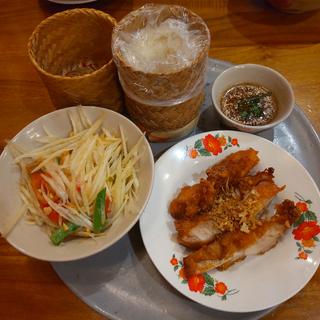イサーンスペシャルセット(SOMTUM DER TOKYO YOYOGI ソムタムダー東京 代々木店)