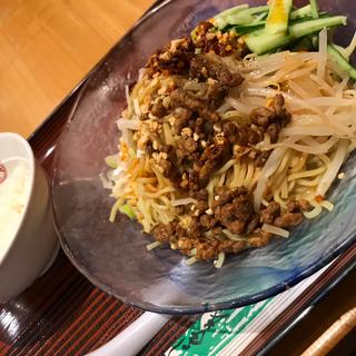 胡麻どろ冷やし担々麺(大阪王将 新大阪店 )