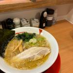 豚骨醤油ラーメン(らーめん骨研究所)