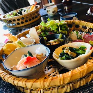 花籠_篤姫御膳(古民家で昼ごはん梅里 )