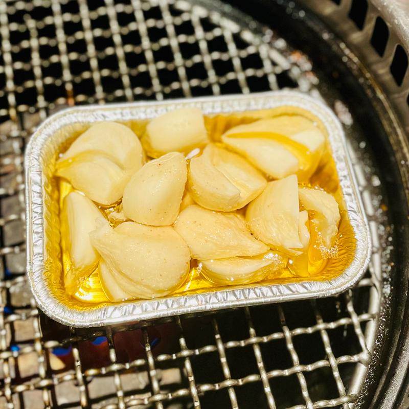 にんにく焼き(焼肉チャンピオン 池袋東武店)