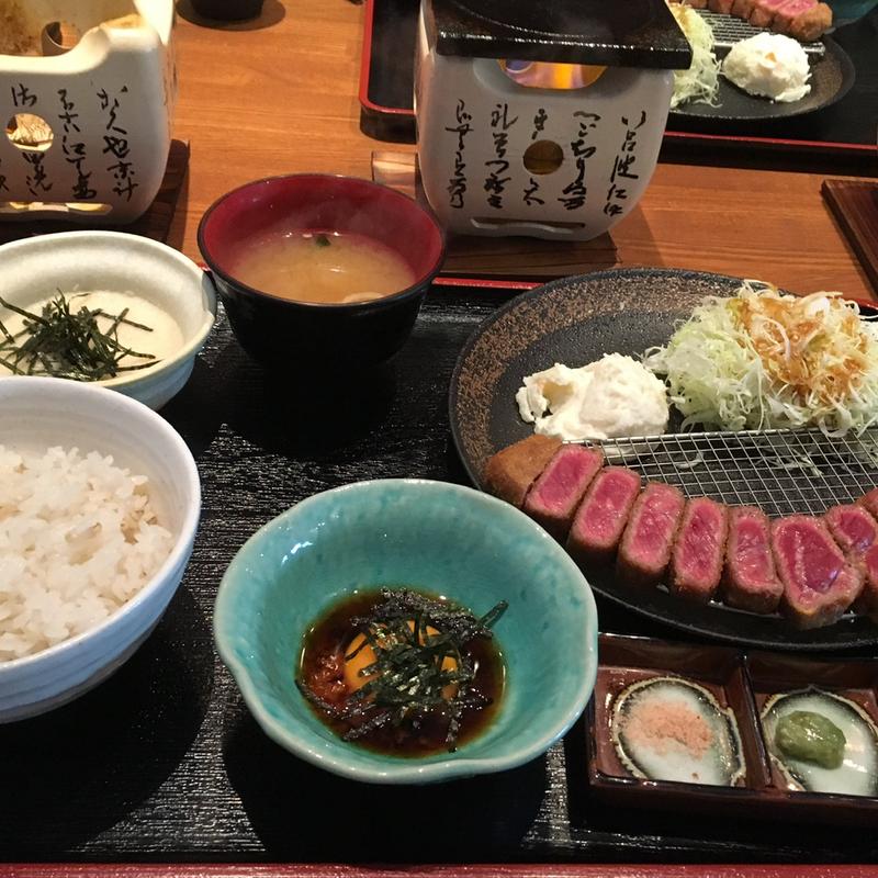 牛かつ定食(牛かつ専門店うし寅 尼崎店)