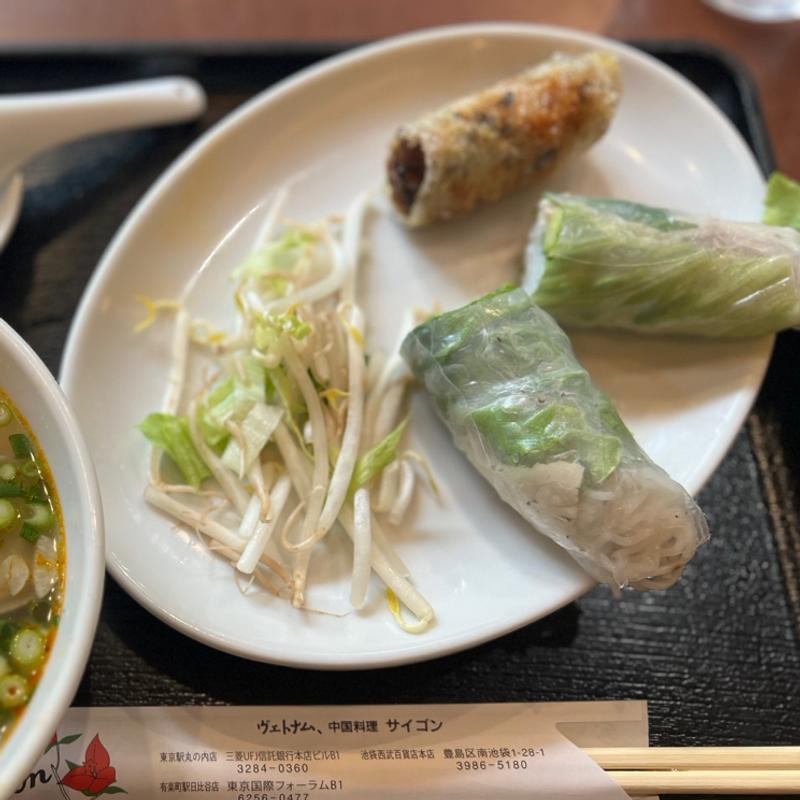 Aセット(4種類のフォーから1つと揚げ春巻蒸し春巻き）(サイゴン丸の内店)