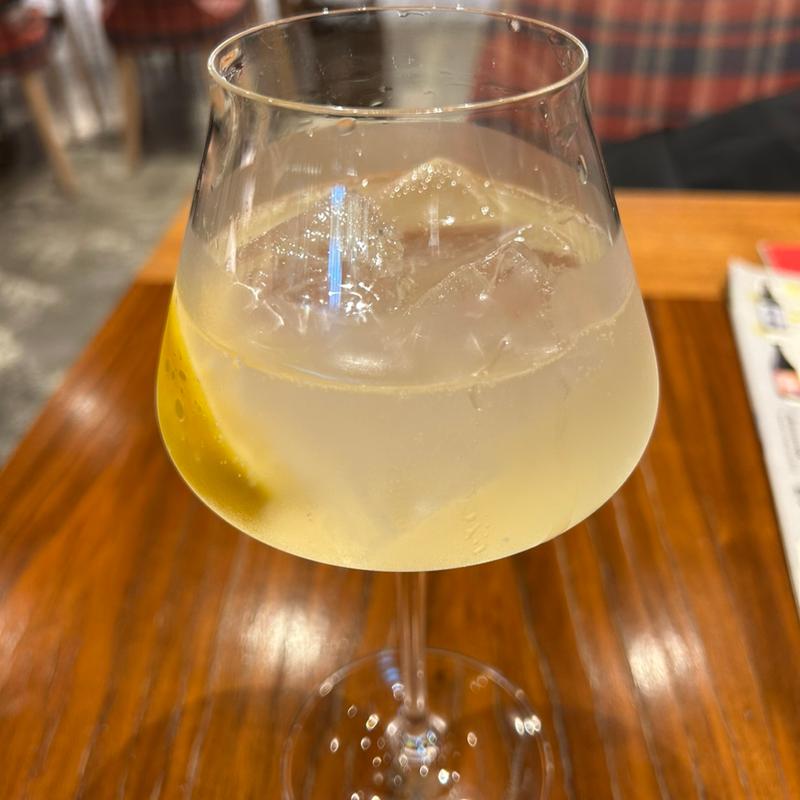 自家製はちみつレモンスカッシュ(イルチェントロ ハミングバード)