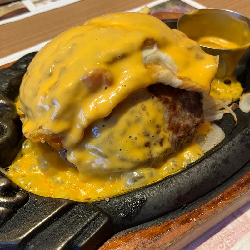 ラザニアチーズハンバーグランチ(ステーキハウス ブロンコビリー戸塚原宿店)