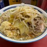 大ラーメン豚入り