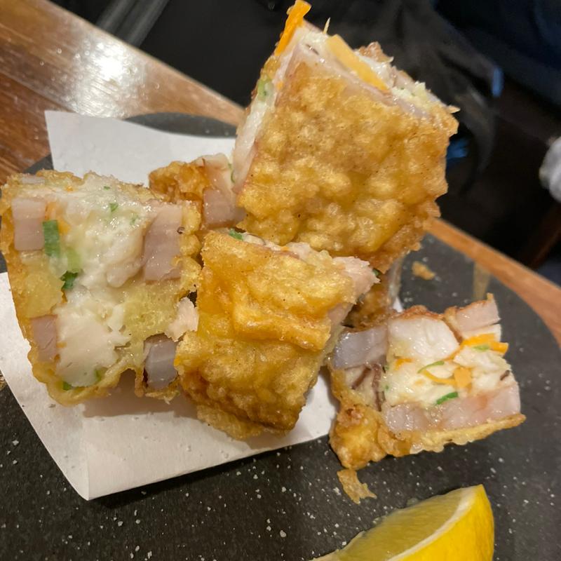 蓮根はさみ揚げ(まんまや 慶応仲通り店)