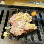 ニンニク生ハラミ(和牛焼肉ラスベガス)