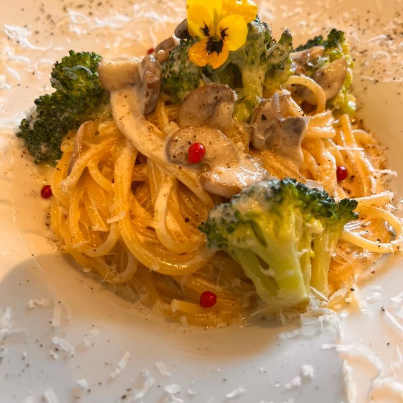 (カフェ六月園 （KAFE 6 GATUEN）)