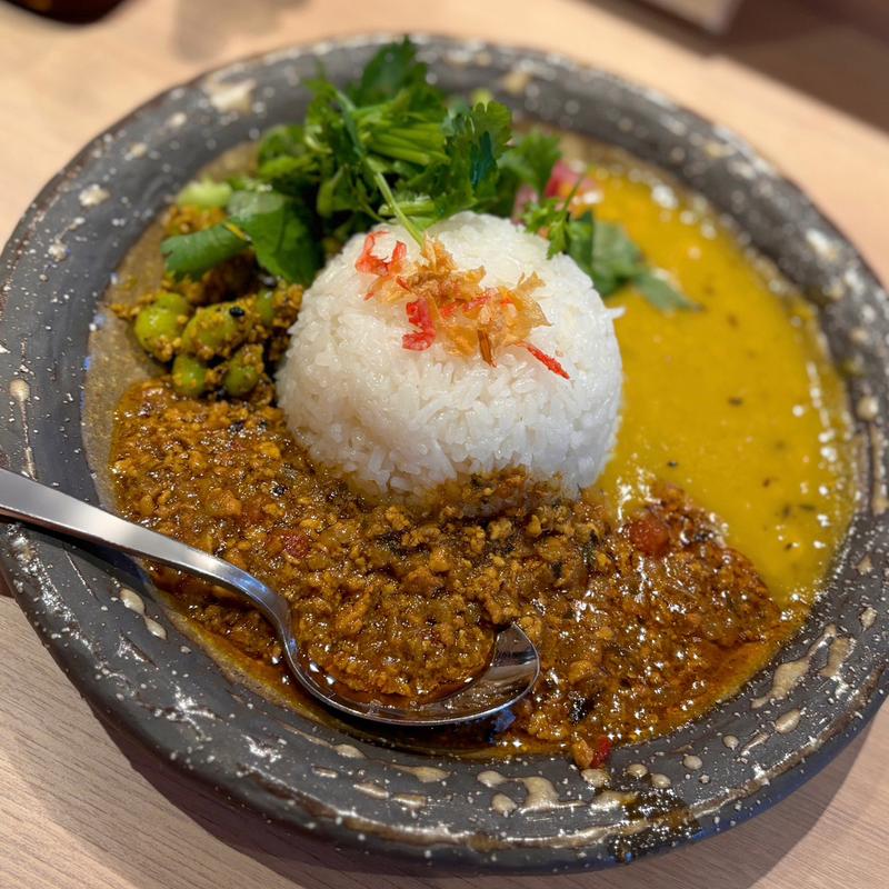 本格ネパールキーマカレー（パクチートッピング）(旬彩china口水（コウスイ）)