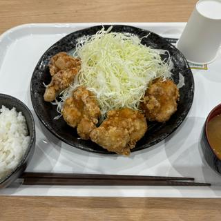 唐揚げ定食（4個