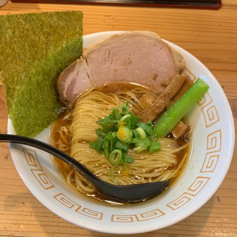 あっさりしょうゆらーめん(極麺 青二犀 （ゴクメン アオニサイ）)