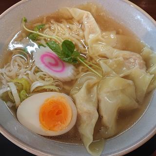 自家製ワンタン麺 塩(中華そば 麺や 味道)