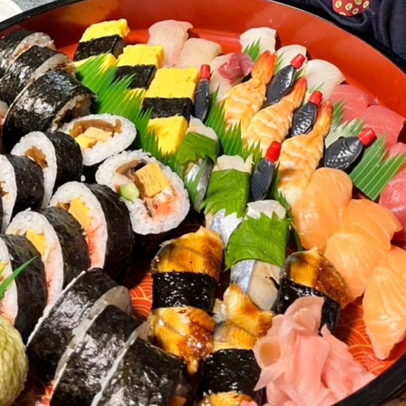 握り盛り合わせ(末広寿司)