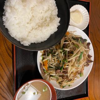 レバニラ定食(太和良食堂 )