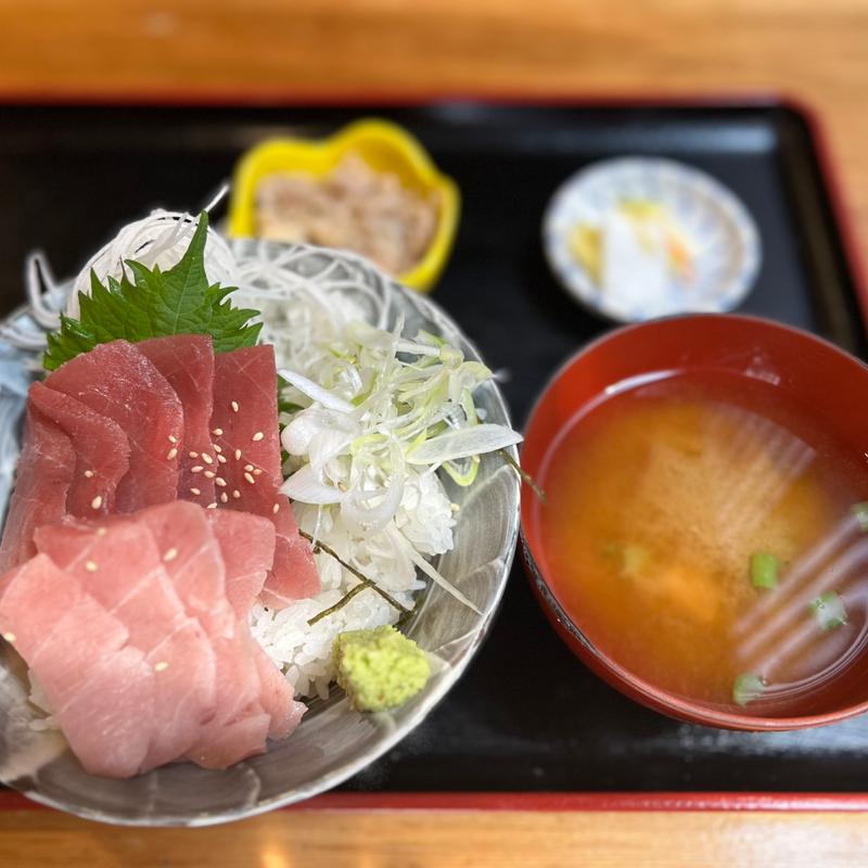 天然メバチマグロ丼(鶏寛 仙台店)