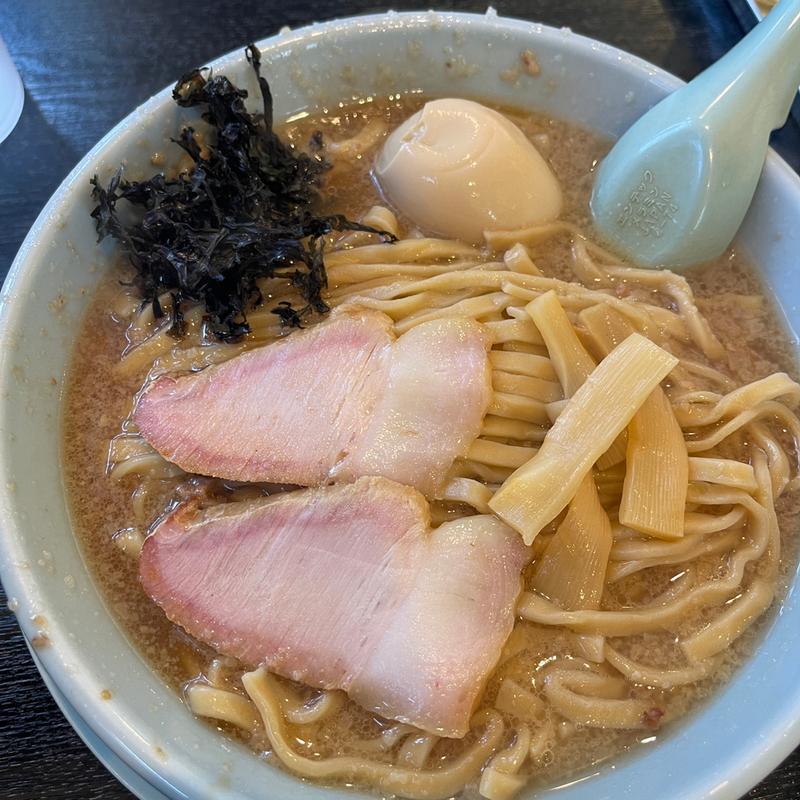 (ラーメン 弐豚 (にとん) 見附 本店)