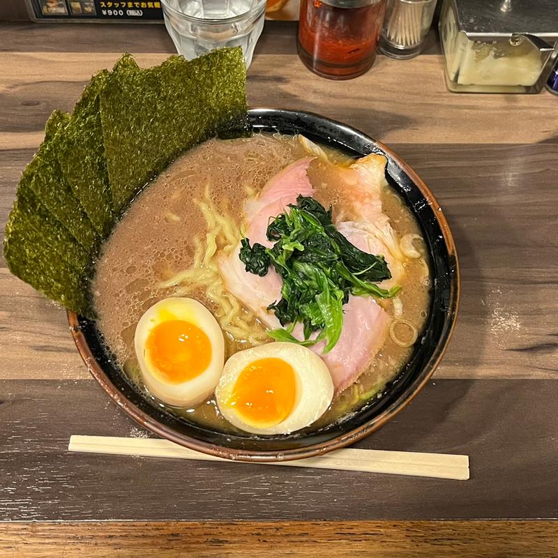 のり玉ラーメン(神田ラーメン わいず)