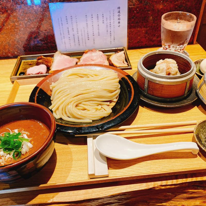 (中華蕎麦 とみ田)