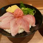 ブリとネギトロ丼