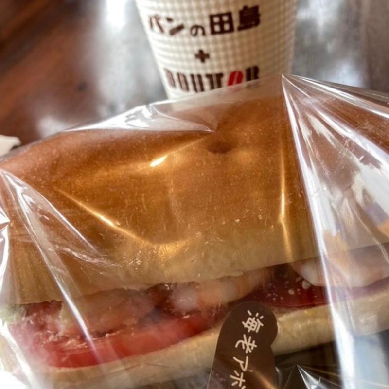 海老とアボカド(コッペ田島 枚方店)