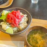 生本鮪中落ち丼(海鮮食堂 KUTTA (クッタ))