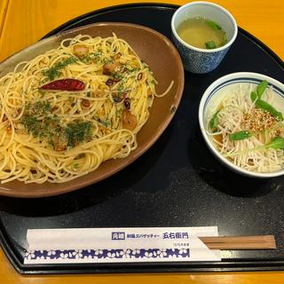 ダブルガーリックペペロンチーノ(大盛)(五右衛門 八千代中央店)