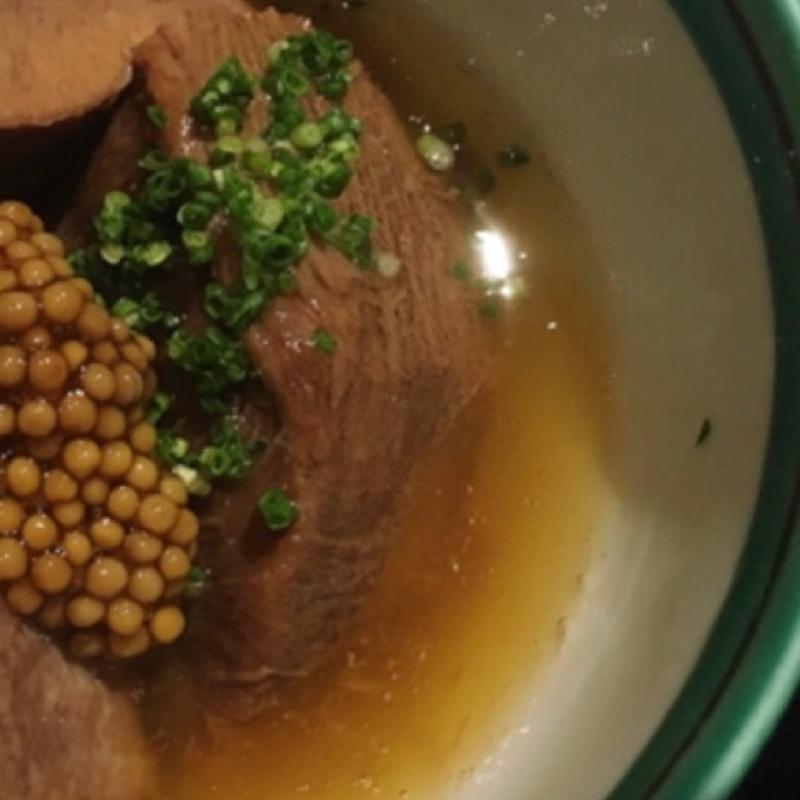 牛タン煮込みキャビア添え(ゆず)