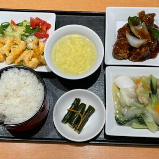 "禄"定食(551蓬莱 福島店)