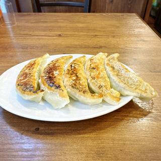 ジャンボ餃子（5個）(中華麺・飯 太楼 目黒店)