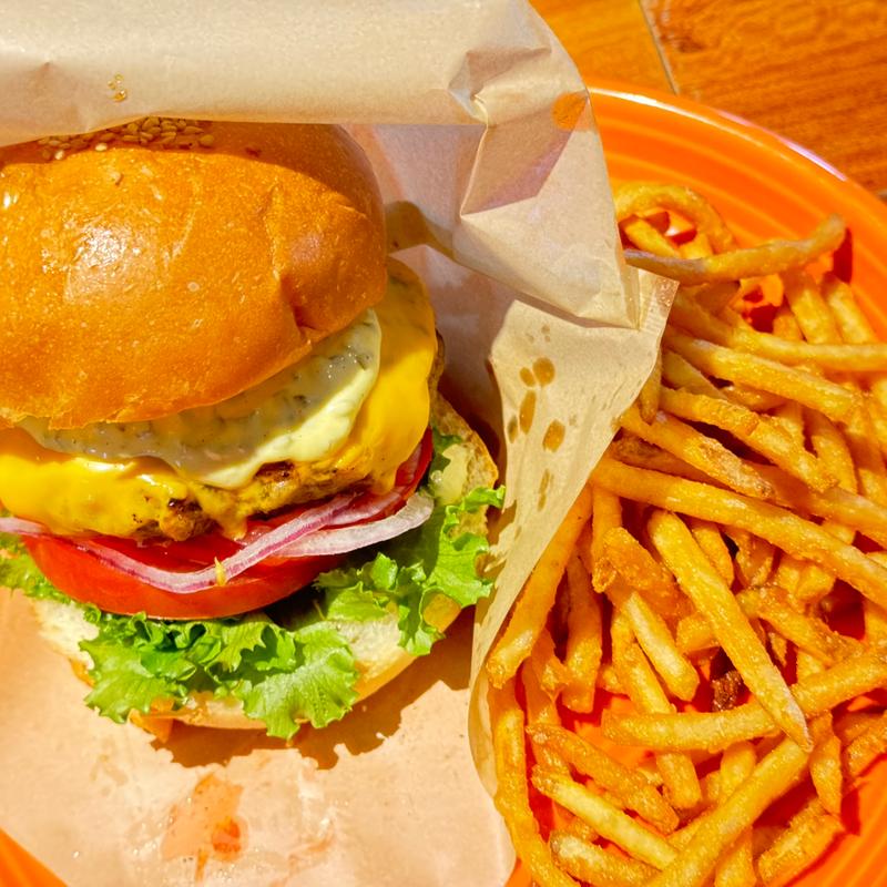 コナズチーズバーガー(コナズ珈琲幕張)