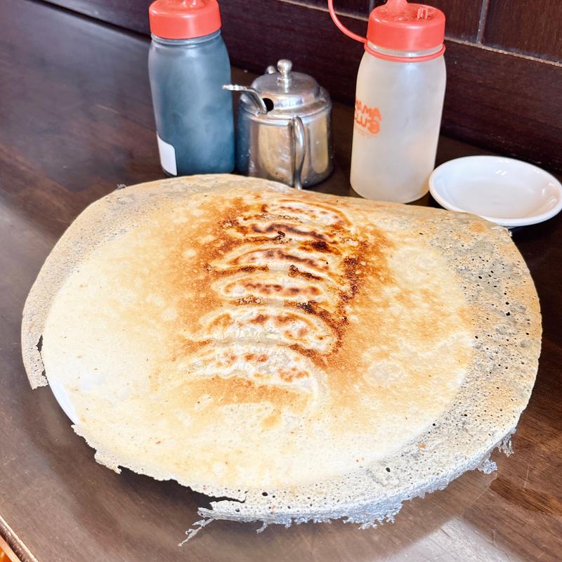 パリパリせんべい餃子(岡ちゃんラーメン （おかちゃんらーめん）)