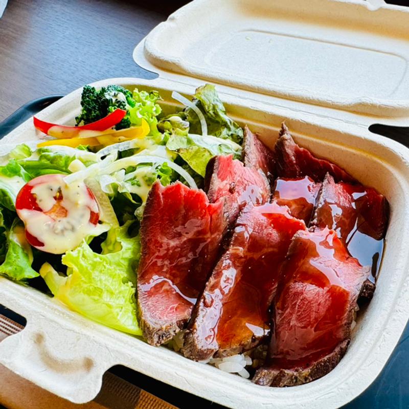 ローストビーフ丼(ナイタイ高原レストハウス )