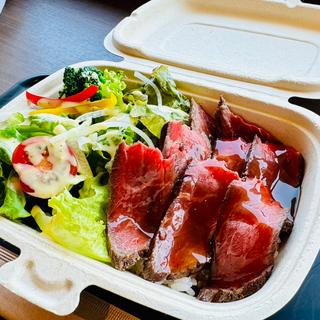 ローストビーフ丼(ナイタイ高原レストハウス )