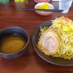 ニンニク冷やし塩つけ麺(京都北白川ラーメン魁力屋 焼津インター店)